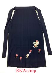 used　紺色　桜刺繍　袴　154cm～161cm　入学式　卒業式　謝恩会　リメイク　着物　レイヤー衣裳