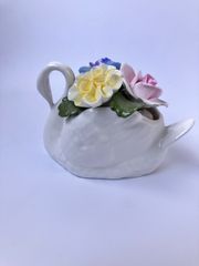 美品 イタリア製 ドマン 白鳥 陶器 置物 薔薇 作りが細かくとても繊細