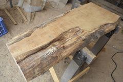 アウトレット カエデ(楓)の一枚板 長さ約104cm 幅約32～44cm 厚さ約4.7cm DIY用 Z047