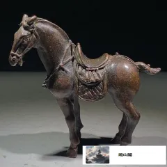 銅製:手綱馬「静風」置物 銅製:手綱馬「静風」置物 - メルカリ