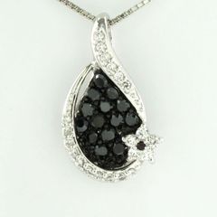ブラックダイヤモンド ネックレス 定価199.500円 展示品 未使用 送料 