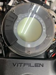 Husqvarna/SVARTPILEN/VITPILEN/メータープロテクター
