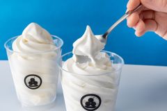 皓介のフレッシュ生乳ミルクソフトクリーム9コセット（CAS冷凍アイスクリーム）バニラ風味スイーツ