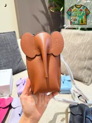 【今日特価】Loewe ニニョ エレファント スマホバッグ 2025 New Model-WT0輸入
