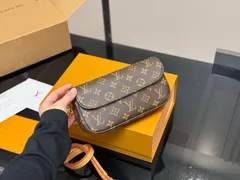 【今日特価】Lv Ivy WOC ダブルチェーン マージャンバッグ