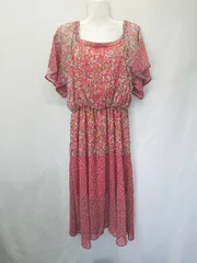 ◇ ⊂ MERCURYDUO 花柄 バックオープン 半袖 膝下丈 ティアード ワンピース サイズF レッド レディース E  【1503040007194】