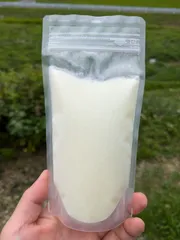 ペット用ヤギミルク200ml×10本【冷凍】のサムネイル