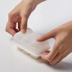 住ビテクノプラスチック 俵型おむすび27個① おにぎり型・俵むすび・にぎり寿司・手まり寿司│型物│製品情報│住べ