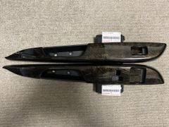 E52型エルグランドテールスモークカバーメッキモール付き 車検対応