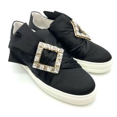 ロジェヴィヴィエ Roger vivier ビジュー スニーカー サテン ブラック 35 1/2サイズ 約22.5cm レディース【中古】