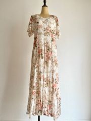 90's "Nostalgia" floral lace dress made in India