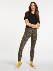 ラスト1着　VOLCOM ボルコム SUPER STONED SKINNYのサムネイル