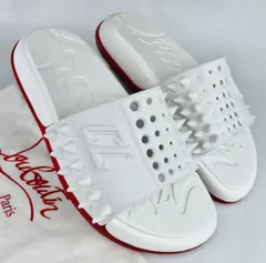 美品★Christian Louboutin・クリスチャン ルブタン Take It Easy メンズ スパイクスタッズ エンボス加工CL ラバー スライドサンダル(26㎝相当)イタリア製 ブランド メンズ靴 ホワイト