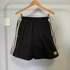 2025年最新】BALENCIAGA ショートパンツ・ハーフパンツの人気アイテム