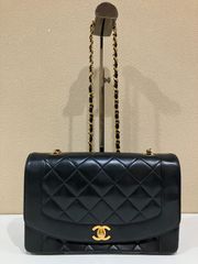 美品　CHANEL マトラッセ ラムスキンダイアナ２５フラップ チェーンショルダーバッグ 黒