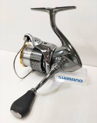 【機関良好！】18ステラC2000S（01）STELLA　最高峰　フラッグシップ　バス　トラウト　エリアトラウト　管釣り　ライトソルト　アジング　メバリング