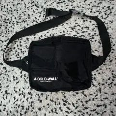 m*a様 アコールドウォール ショルダーバッグ　ナイロン A-COLD-WALL(アコールドウォール) バッグ・カバン(メンズ
