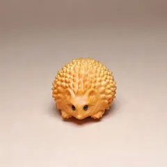 置物 オブジェ ハリネズミ 木製 幸運 長寿 縁起物 魔除け 厄除 開運 幸運 財運 金運 安産祈願 無病息災 子宝 健康運 インテリア 玄関 オフィス 可愛い