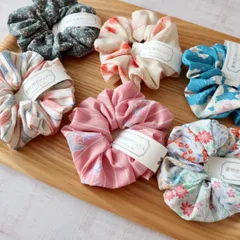 アンティークなカラフルシュシュ【送料込み】