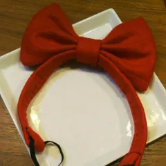 赤のリボンヘアバンド