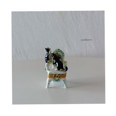 f*a様 粟田尚子 作 大熊猫（パンダ）金彩 角ぐい呑み お猪口 酒器