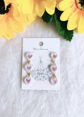 小さなハートパール3連耳飾り(pink)