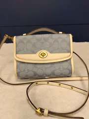 M9　COACH クロスボディシグネチャーキャンバス　ｃ4676　2ウェイ　ブルー/ホワイト　コンパクト　おしゃれ可愛い♪