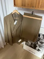 2025年最新】AURALEE メンズ ビジネススーツの人気アイテム