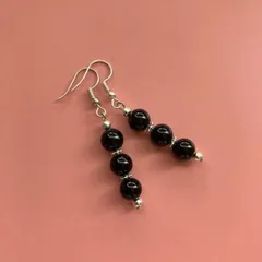 ブラックオニキス  フックピアス 8mm （シルバー） イヤリング 樹脂ピアス パワーストーン  ハンドメイド ◆