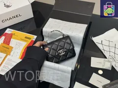 【今日特価】Chanel エナメル ハンドル コインポーチ