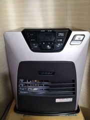 トヨトミ　石油ファンヒーター　LC-SDX32E