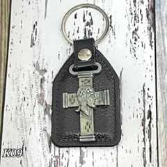新品 送料無料 ☆K09 キーホルダー 十字架 黒色 アメカジ パンク ストリート