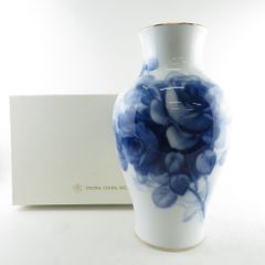美品 OKURA 大倉陶園 ブルーローズ 花瓶 フラワーベース H35 金彩 青 薔薇 バラ SU6348Z 