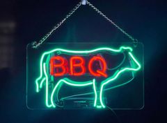 オーダーメイド　BBQ ネオン管　牛型デザイン 壁掛け用 赤緑　オリジナル