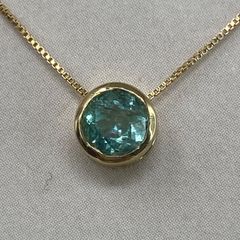 k18YG AU750 18金 天然エメラルド 0.27ct ペンダントネックレス 