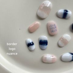 現品 ネイルチップ 落書きネイル ショートネイル 春 ピンク ネイビー ニュアンス もやもや 単色 ロゴ 色鉛筆 一癖 韓国 カジュアル