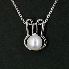 SV925　うさぎさんネックレス