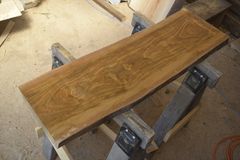 アウトレット サクラ(桜)の一枚板 長さ約98cm 幅約27～30cm 厚さ約4cm DIY用 Z268