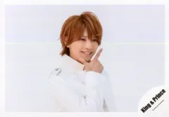 【中古】生写真(ジャニーズ) King ＆ Prince/岩橋玄樹/横型・バストアップ・衣装白・右手顎の下・体右向き/シングル「Memorial」MV＆ジャケ写撮影オフショット/公式生写真