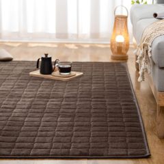 VK Living カーペット キルトラグ ラグマット 絨毯 ラグ 130×190cm(約1.5畳) 洗える 滑り止め付 防ダニ 抗菌 防臭 1年中使えるタイプ 床暖房 ホットカーペット対応 フランネルラグ ブラウン#わふうひゃっぽうばこ