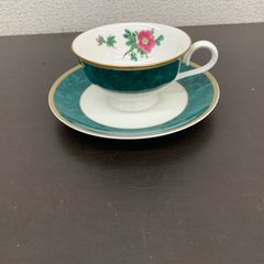 Hallmark ホールマーク　 BONE CHINA カップ ソーサー セット