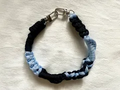パラコード　スマホ　ハンドストラップ　ハンドメイド　ブルー