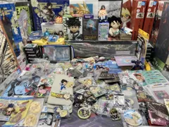 【大量まとめ】アニメ グッズ 10kg超 フィギュア/アクスタ/ラバスト/缶バッジ 他 鬼滅 鬼滅の刃 ワンピース 転スラ ヒロアカ 東京リベンジャーズ ブリーチ ドラゴンボール