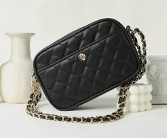 レディース ショルダーバッグ 斜めがけ 2025新作 チェーンバッグ キルティング 小さめ かわいい おしゃれ 韓国風 クロスボディ ミニバッグ 通勤 通学 黒 白 杏色