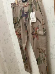 新品タグ付き！DESI出UALデシグアル のおしゃれなプリントパンツ　17900円