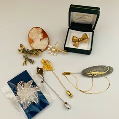 ブローチ　８個　まとめ売り