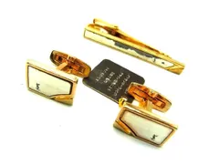 YVESSAINTLAURENT イヴサンローラン ロゴプレート ネクタイピン カフスボタン カフリンクス 2点セット メンズ ゴールド系 DG7124 冠婚葬祭 結婚式 葬式