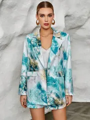 新品未使用スカイブルータイダイジャケット&ショートパンツセットアップ