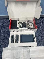 美品  任天堂 Nintendo Switch 本体  Joy-Con(L)/(R)  グレー HAD-S-KAAAA