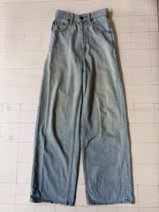 ト2509-⑧-5253 アズールバイマウジー　AZUL BY MOUSSY ダメージデニム　ワイドパンツ　ライトブルー　サイズ24